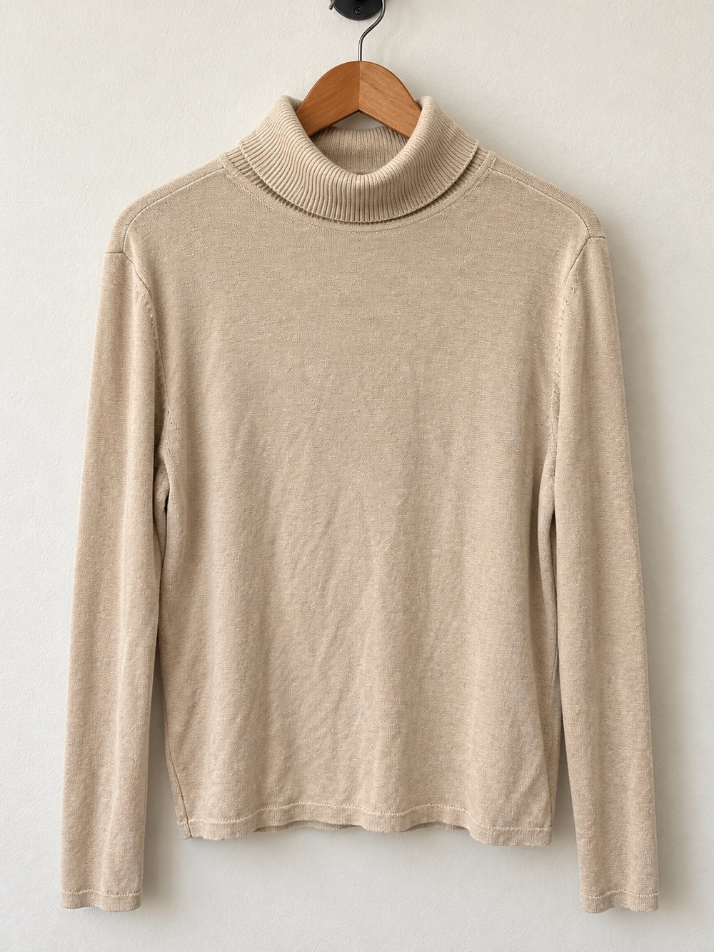 Source Unknown Beige Turtleneck Sweater